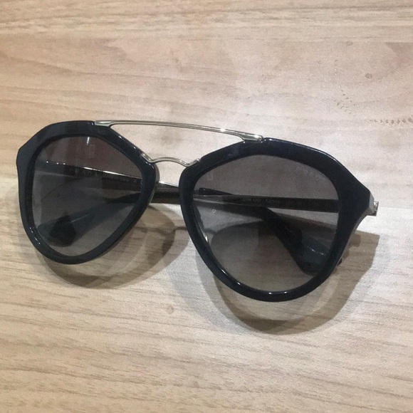 Prada Sun Glasses - Picture 1 of 3